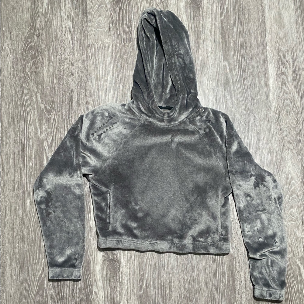Holister fur crop